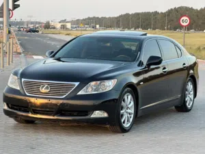 LEXUS LS460 GCC SINGLE OWNER VIP OPTION
