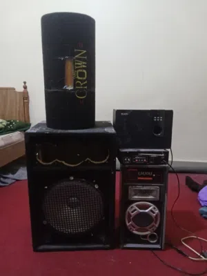 سماعة ديجيه وجهازين مكبرات