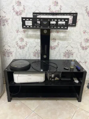 Tv stand, urgent