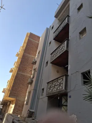 1 Bedroom . One Bathroom . 64 m21