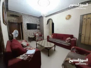 شقة للبيع في ضاحية الاستقلال