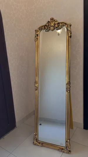 Vintage Gold Frame Mirror – Like New (Home Centre)