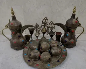 طقم نحاسي تراثي قديم