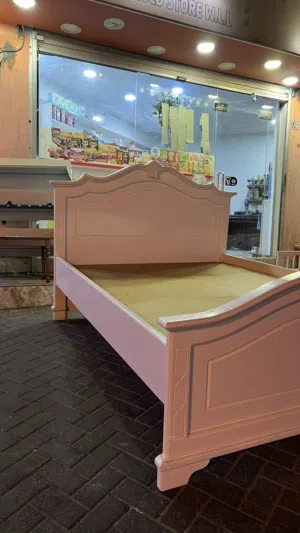 180/200 2persons bed in east riffa
