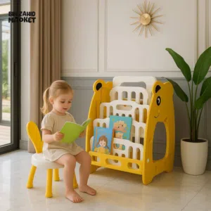 سبورة ومكتبة و مكتب مع كرسي للاطفال فخم ومرتب جدا