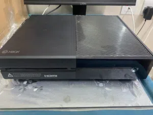 Xbox مستعمل شهر مسحته