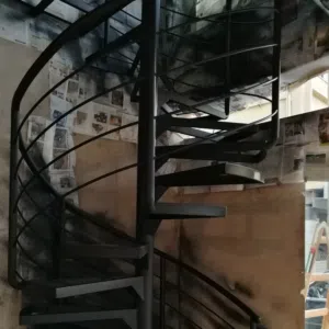 مصطفى عقاد