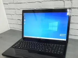 تم تخفيض السعر لابتوب Lenovo نظيف جداً "بحالة الوكالة" – مثالي للدراسة والتصفح