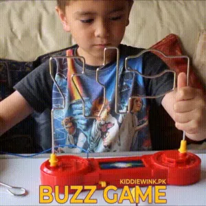 لعبة التمرين على التركيز و الخفه و التحدي  بتمرير الحلقه  من خلال السكه  و تجنب لمسها