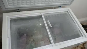 فريزر سامسكس شبه جديدة للبيع