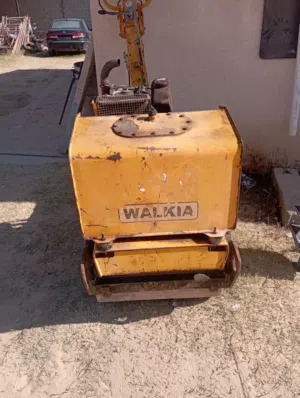 دماك JCB  للبيع