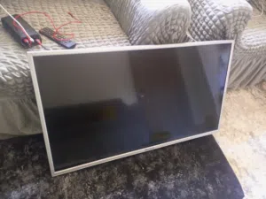 شاشة سامسونج للبيع