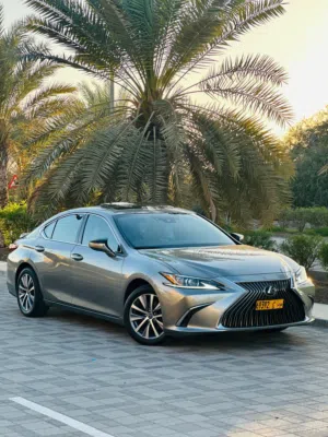 Used Lexus ES in Muscat