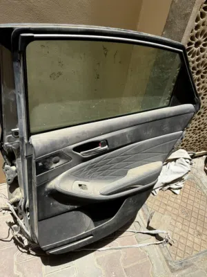 باب تويوتا أفالون 2019 وكالة كامل بمرفقاته