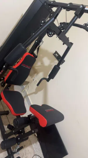 جهاز تدريب متعدد الوظائف multi gym