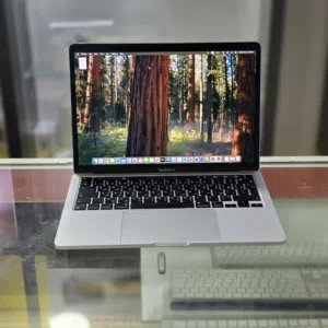 MacBook Pro – M1 – 256GB SSD – 8GB RAM – 97% Battry