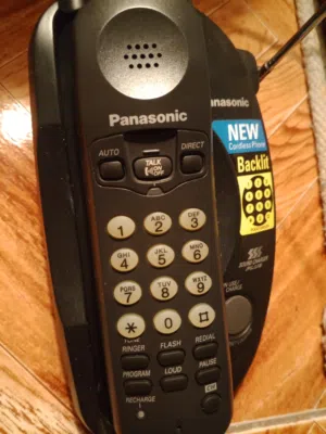 هاتف لا سلكي أرضي Panasonic