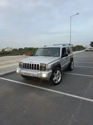 Jeep commander. 5.7 hemi