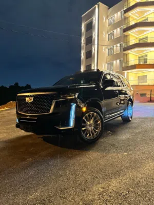 SUV Cadillac in Amman