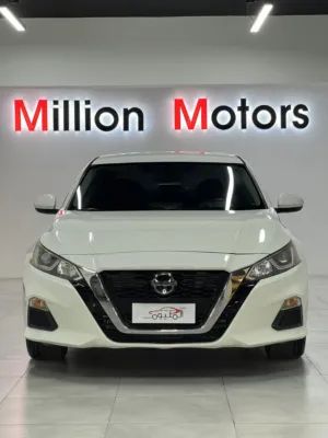 Used Nissan Altima in Muscat