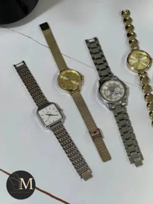 ساعات نسائية