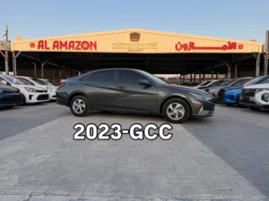 Hyundai Elantra SE 2023, with GCC Specs and like a new one with low original odometer ready for your