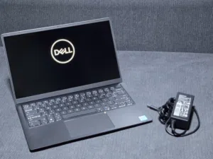 Dell Vostro 14 5410 i7 11390H, 16GB Ram, 256GB NVMe SSD حالة الجديد