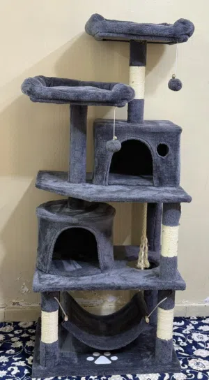 Cat Tree for sale in Thuqba, Alkhobar