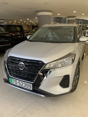 Sedan Nissan in Amman