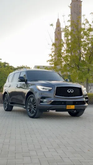Used Infiniti QX80 in Al Dakhiliya