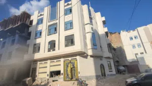 عماره تجاريه بدروم واربعه دور
