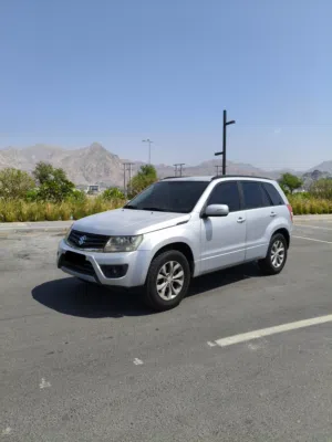 Used 2016 Suzuki Grand Vitara for Sale - GCC Specs, Automatic, Good Condition
