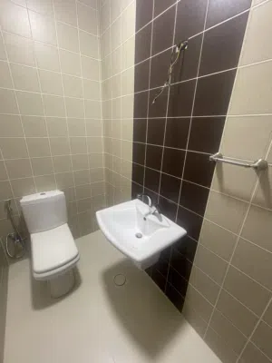 130 m2 3 Bedrooms Apartments for Rent in Zarqa Dahiet Al Amera Haya