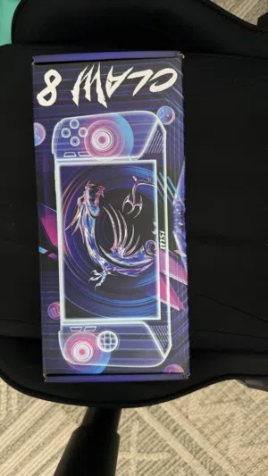 MSI Claw 8 AI +   جهاز ألعاب محمول قوي بحالة ممتازة