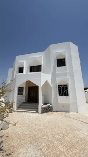 300 m2 5 Bedrooms Townhouse for Sale in Muscat Al Maabilah