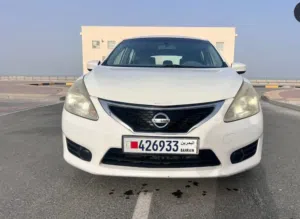 nissan tiida 2014