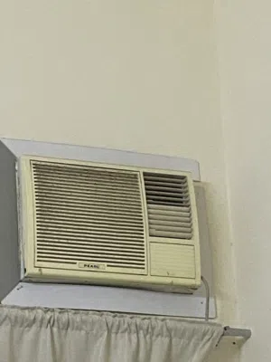 لبيع مكيف سعرها 50 دينار