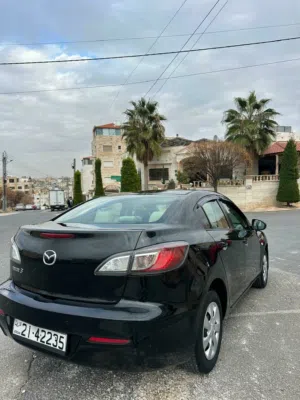 مازدا 3 موديل 2014 بحالة ممتازة مع مواصفات خليجية ومرخصة