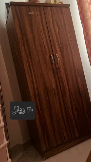 دولاب حشبي