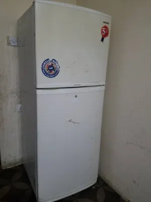 ثلاجه سمسنج بخار مستعمل نظيف عادهي على وكالتها