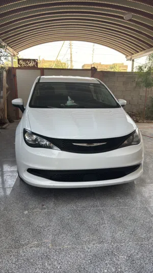 Used Chrysler Pacifica in Basra