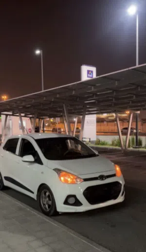 سياره Hyundai i10 للبيع 2000سعر