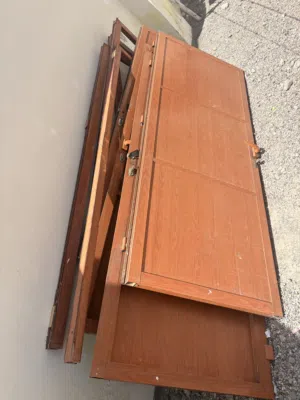ابواب المينيوم لون خشبي