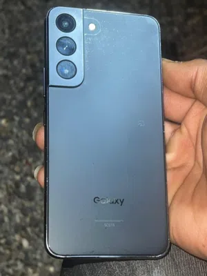 s22 5G  للبيع نضيف مش مقضوض