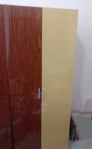 كبت ملابس للبيع