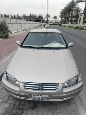 للبيع كامري 2001