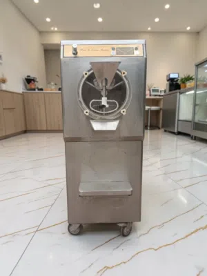 معدات ايس كريم (عرباية-ماكينات-واجهة عرض)  Ice cream equipments