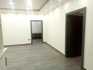 مكتب مميز للبيع في منطقة الدوار السابع