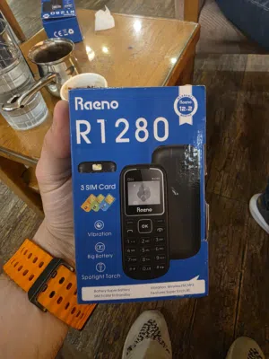 تلفون ابو دكمة جديد بالكرتون 3 سيم كارت بيسع ذاكرة 64 جيغا
