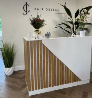 كاونتر استقبال مودرن متاح جميع الالوان والمقاسات بخامات عالية الجودة